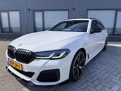 BMW 5-serie Touring - 530e xDrive|M sport|Laser|ACC|Pano|Trekhaak|Head up|Harman Kardon|