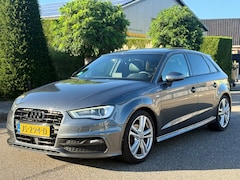 Audi A3 Sportback - 1.6 TDI S-Line 2016 Pano/Navi/Clima/Lmv