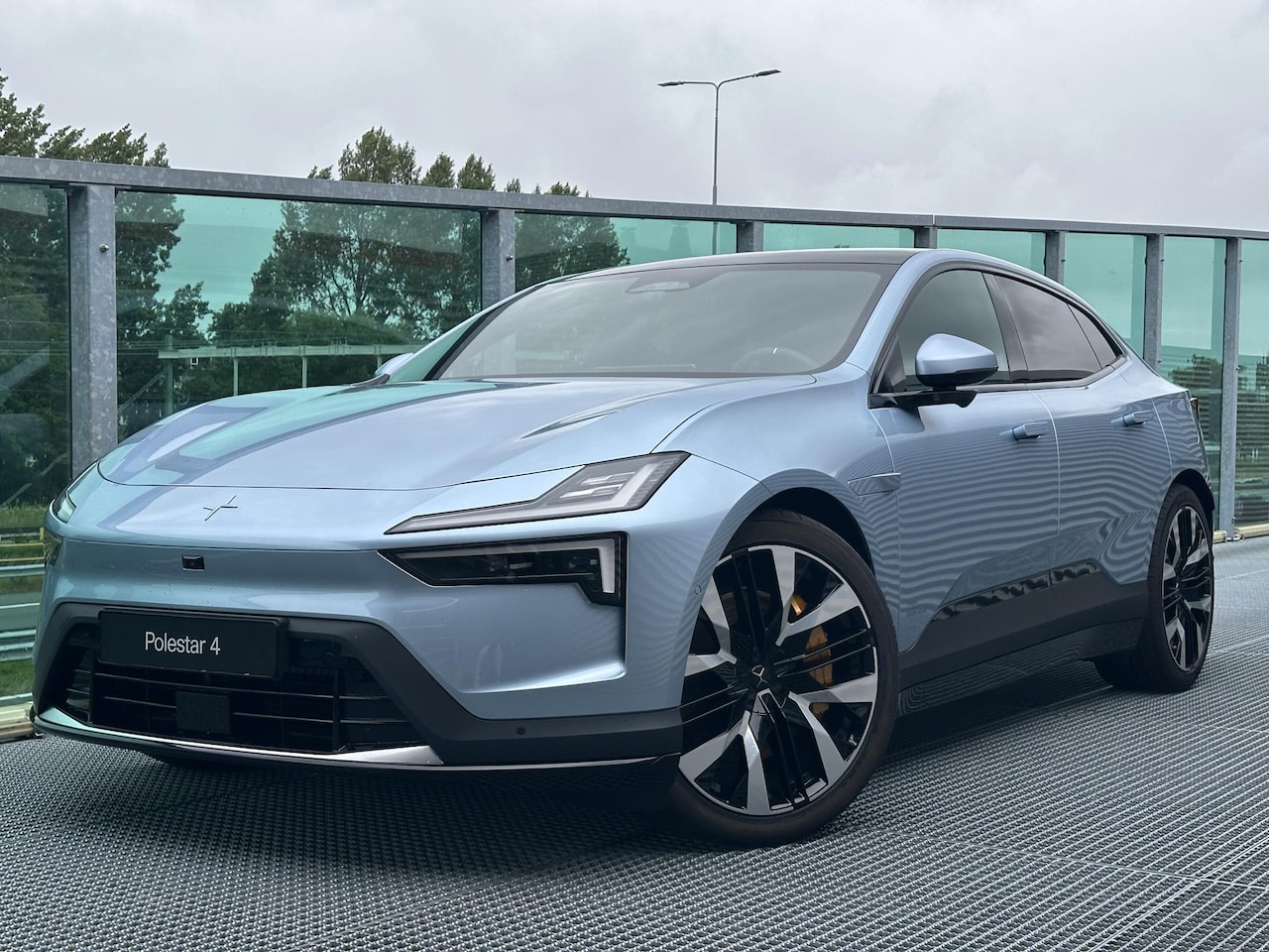 Polestar 4 - Long Range Dual motor Performance Prime 100 kWh / Elektrische trekhaak / Pano. dak / Stoel - AutoWereld.nl