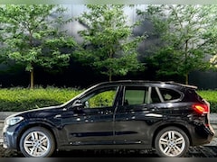 BMW X1 - XDrive 25e M-sport | Pano | HuD | LED | Sportstoelen | Dealer onderhouden | BTW auto