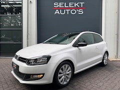 Volkswagen Polo - 1.4-16V Style 86 Pk Pano/Cruise/Airco/Car Play/Android/Stoelverwarming/PDC/Elekt Ramen/Ele