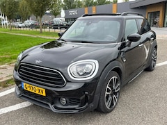 MINI Countryman - 1.5 Cooper JCW-Pack Aut. Harman/Kardon Apple Carplay Pano PDC Sportstoelen Comfort Dealero