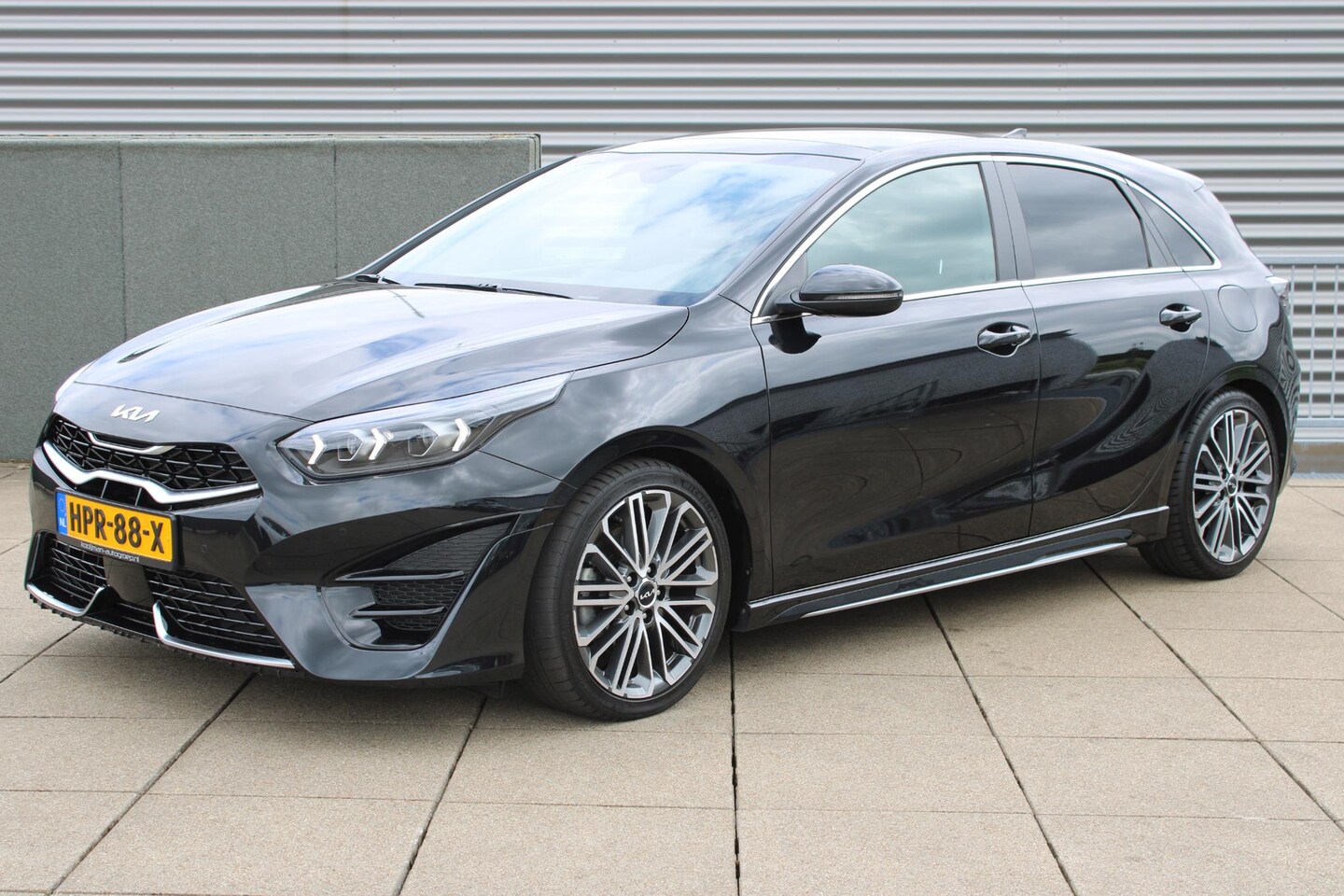 Kia Cee'd - Ceed 1.5 T-GDi GT-PlusLine STOELVERWARMING, STUURVERWARMING, FULL OPTIONS - AutoWereld.nl