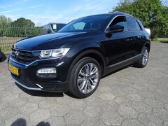 Volkswagen T-Roc - 1.0 TSI Style Business ECC/LMV/NAV/CRUISE/CAMERA