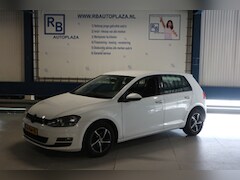 Volkswagen Golf - 1.2 TSI CARPLAY / VELG / WHITE