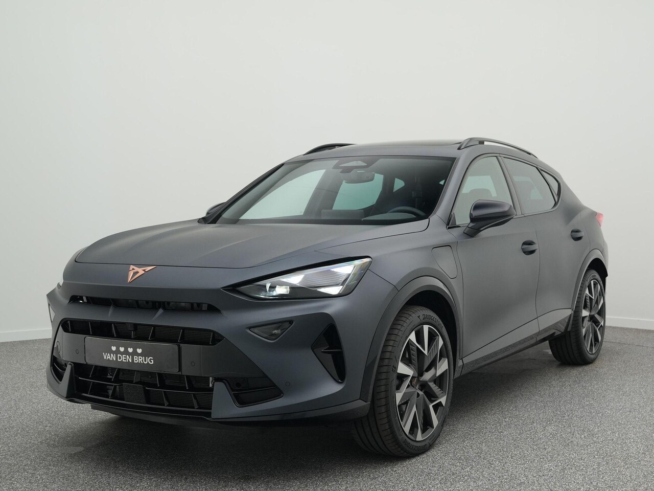 CUPRA Formentor - 1.5 TSI e-Hybrid VZ Performance 272 pk DSG | Panoramadak | Trekhaak | Lederen bekleding | - AutoWereld.nl