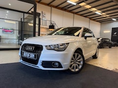Audi A1 - 1.2 TFSI Ambition Nette auto Dealer onderhouden Navigatie Bluetooth verbinding Stoelverwar