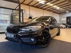 BMW 1-serie - 118i Automaat Cruise Control Stoelverwarming Parkeersensoren achter Start-stopsysteem Boor
