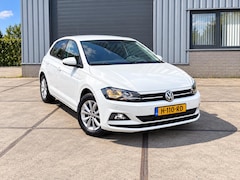 Volkswagen Polo - 1.0 TSI Comfortline Automaat/ Carplay/Navi/PDC/