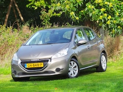 Peugeot 208 - 1.2 VTi Allure ( INRUIL MOGELIJK )