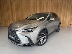 Lexus NX - 450h+ AWD Launch Edition