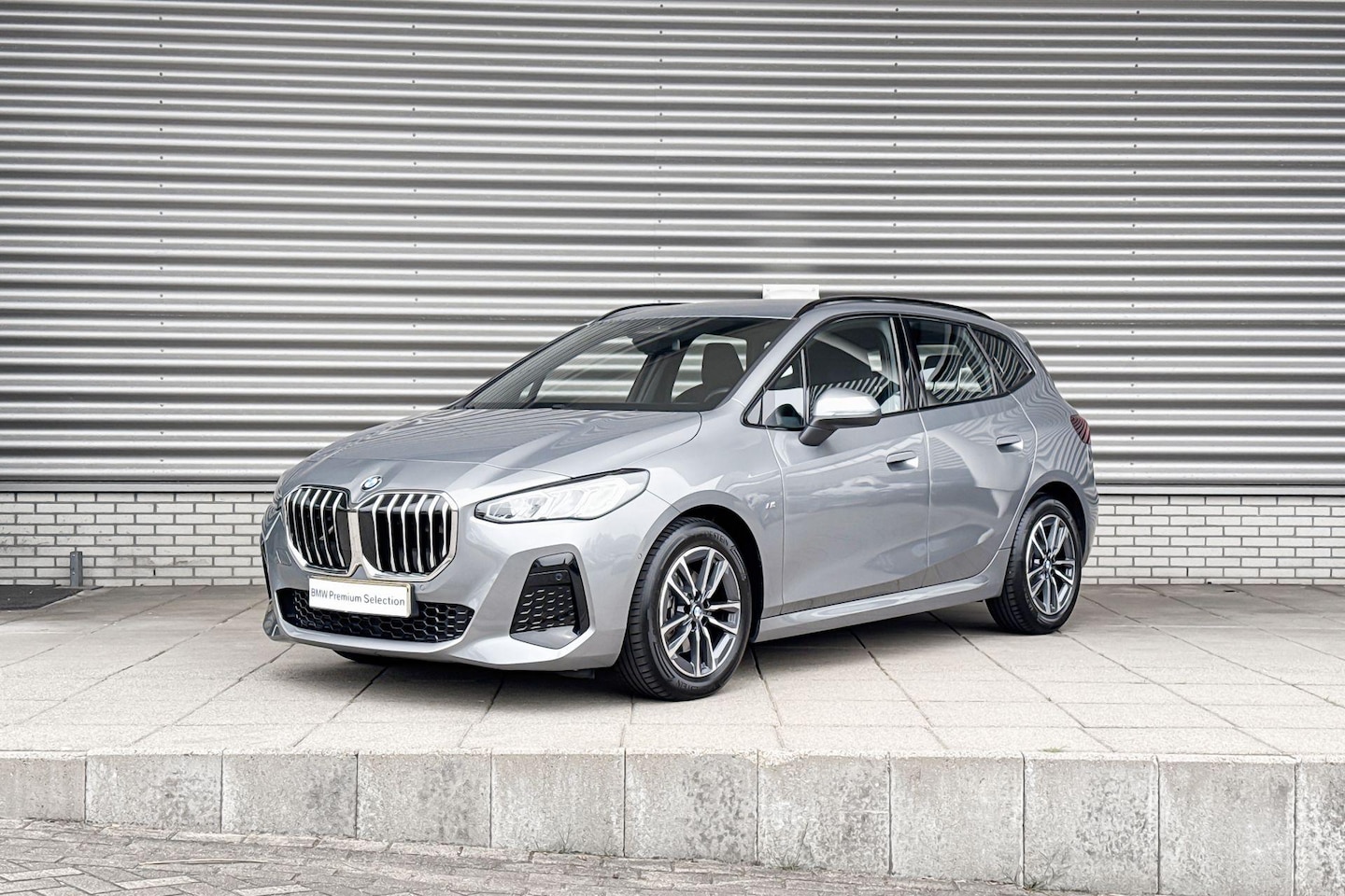 BMW 2-serie Active Tourer - 220i 220i - AutoWereld.nl