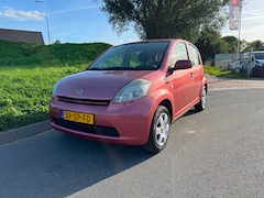 Daihatsu Sirion 2 - 1.3-16V Comfort APK 30-09-2027