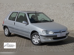 Peugeot 106 - 1.1 XT / Stuurbekrachtiging / Elektrische ramen / APK tot juni 2027