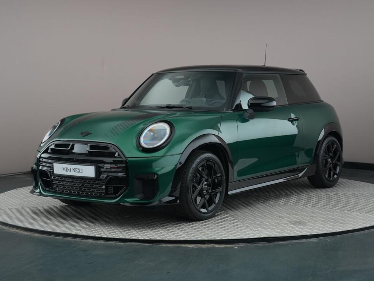 MINI 3-Deurs - 1.5 Cooper C John Cooper Works XL - AutoWereld.nl