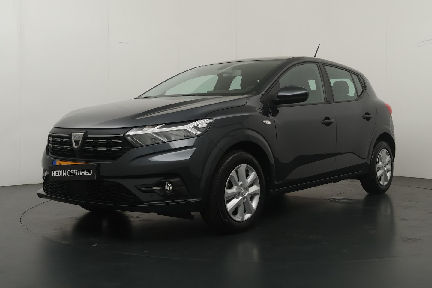 Dacia Sandero - 1.0 TCe 90PK Comfort | Navigatie via App | Camera | Cruise Control | Apple Carplay/Android - AutoWereld.nl
