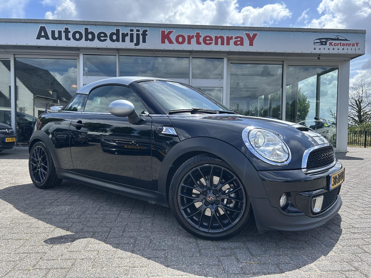 MINI Cooper S - Coupé 1.6 Chili /airco/cruise control/goed onderhouden. - AutoWereld.nl