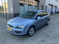 Ford Focus - 1.8-16V Ambiente Flexifuel 170 DKM NAP Cruise