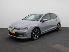 Volkswagen Golf - 1.5 eHybrid 50 Edition Navigatie | Camera | Parkeersensoren | Cruise control | 18 Inch Vel