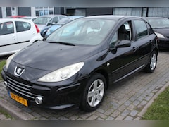 Peugeot 307 - 2.0-16V XS 140PK UNIEK 5-deurs Leder/stof Climate Cruise LM-Velgen NAP APK