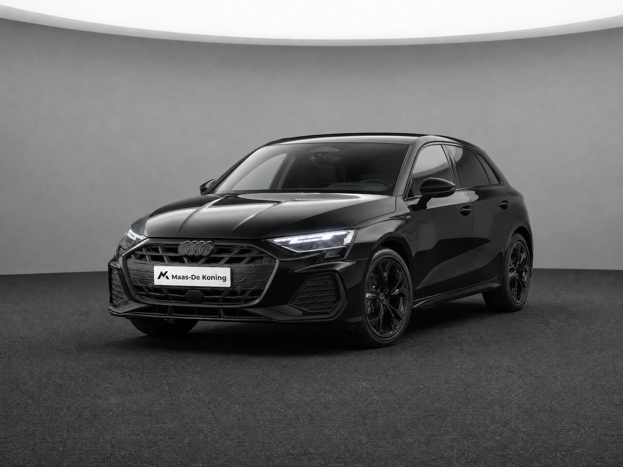 Audi A3 Sportback - 40 TFSI e-hybrid S edition 204 PK · Optiekpakket zwart plus · Warmtewerend donker getint g - AutoWereld.nl