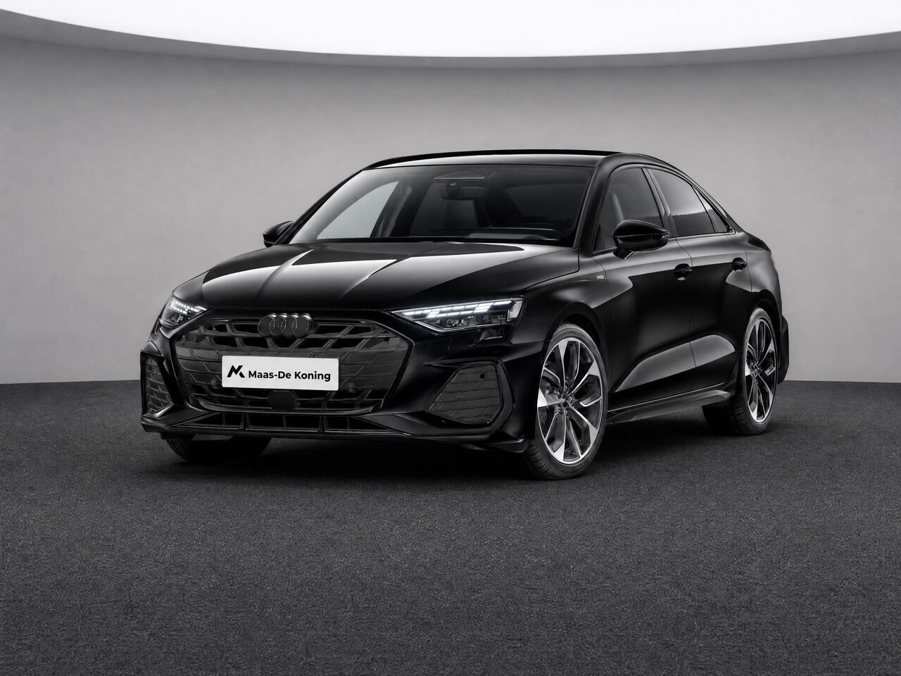 Audi A3 Limousine - 35 TFSI S edition 150 PK · Tech plus · Glazen panoramadak · 19" inch Audi sport velgen 5-d - AutoWereld.nl