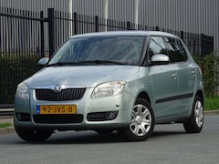Skoda Fabia - 1.4-16V Tour NAP/CARPLAY/CLIMA/CRUISE/TREKHAAK