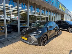 Toyota C-HR - 1.8 Hybrid 140 Dynamic CAMERA , CARPLAY