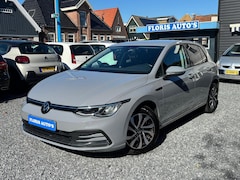 Volkswagen Golf - 1.0 TSI Life Business|Rijklaar|Carplay|Virtual cockpit|Stoelverwarming|Adaptieve cruise co