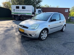Ford Fiesta - 1.3 Futura Airco*APK 20-07-2027*NAP*LM velgen*Elektrische ramen