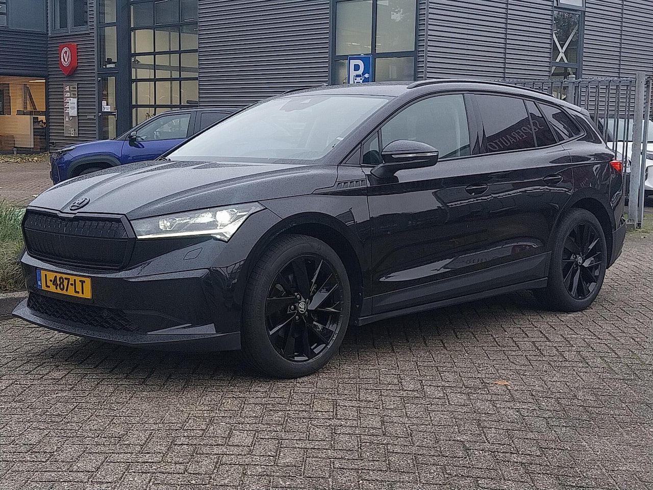 Skoda Enyaq iV - 60 Black Edition SOH 91% | Navigatie | Camera | Privacy Glass | - AutoWereld.nl