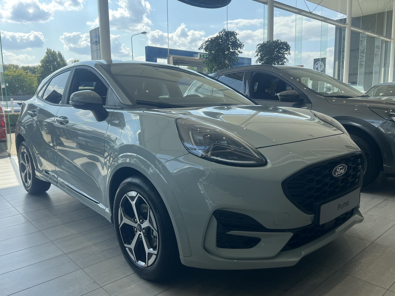 Ford Puma - 1.0 EcoBoost Hybrid ST-Line | Stoel/stuur voorruitverwarming | Elek. kofferklep | Keyless - AutoWereld.nl