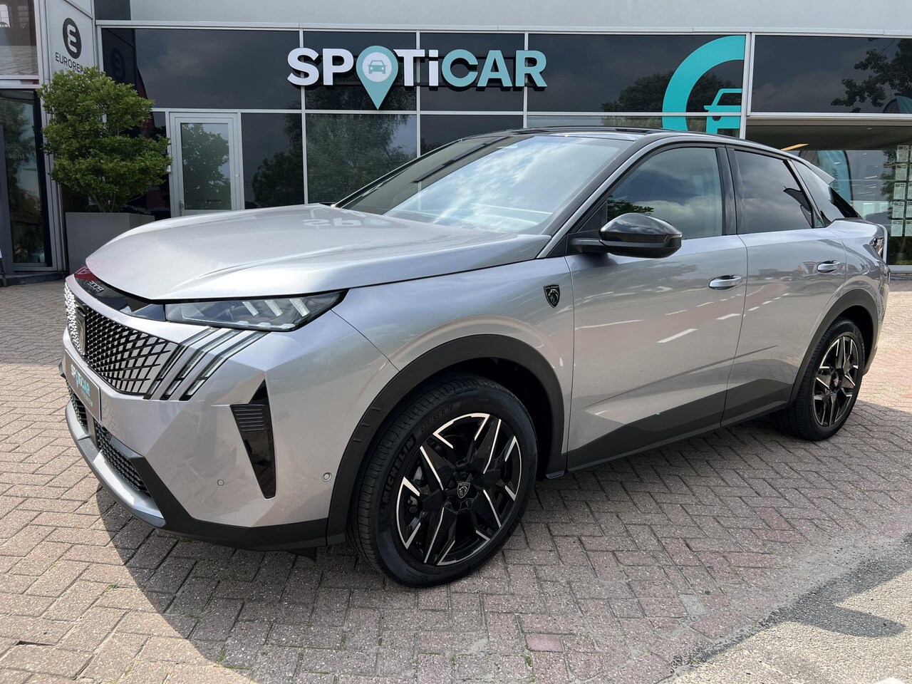Peugeot 3008 - 1.2 Hybrid 145 GT e-DCS6 Automaat | Elektrische achterklep en verstelbare voor stoelen - AutoWereld.nl