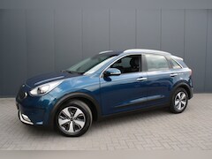 Kia Niro - 1.6 GDi Hybrid First Edition - NAVIGATIE - CAMERA - CRUISE CONTROL - 2e EIGENAAR