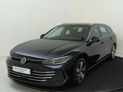 Volkswagen Passat Variant - 1.5 eTSI Elegance Business | Achteruitrijcamera | Keyless | ErgoActive stoelen met massage