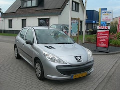 Peugeot 206 - 1.1 XR
