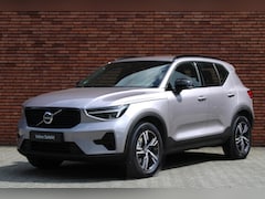 Volvo XC40 - B4 Plus Dark | Elektrisch Verstelbare Voorstoelen | Trekhaak, inklapbaar | Verwarmde voorr
