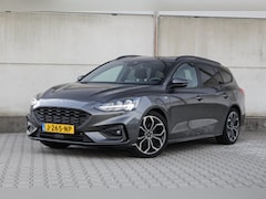 Ford Focus Wagon - 1.0 EcoBoost Titanium Business - ST-Line - Automaat - Camera - Trekhaak - Stuurverwarming