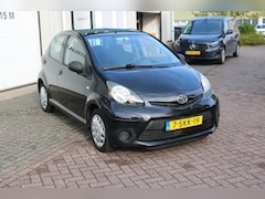 Toyota Aygo - 1.0 VVT-i Now