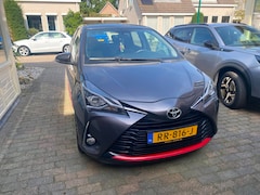 Toyota Yaris - 1.5 VVT-i Design 5 -deurs Super lage KM stand, PRACHTIGE AUTO LIMITED EDITION, 1 JAAR GEMA