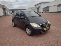Mercedes-Benz A-klasse - 160 BlueEFFICIENCY Business Class MOOIE AUTO BEL 0619590613 AIRCO HOGEN IN STAP APK 17-02