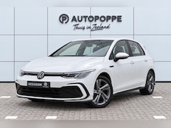 Volkswagen Golf - 1.5 eTSI R-Line DSG7 130pk
