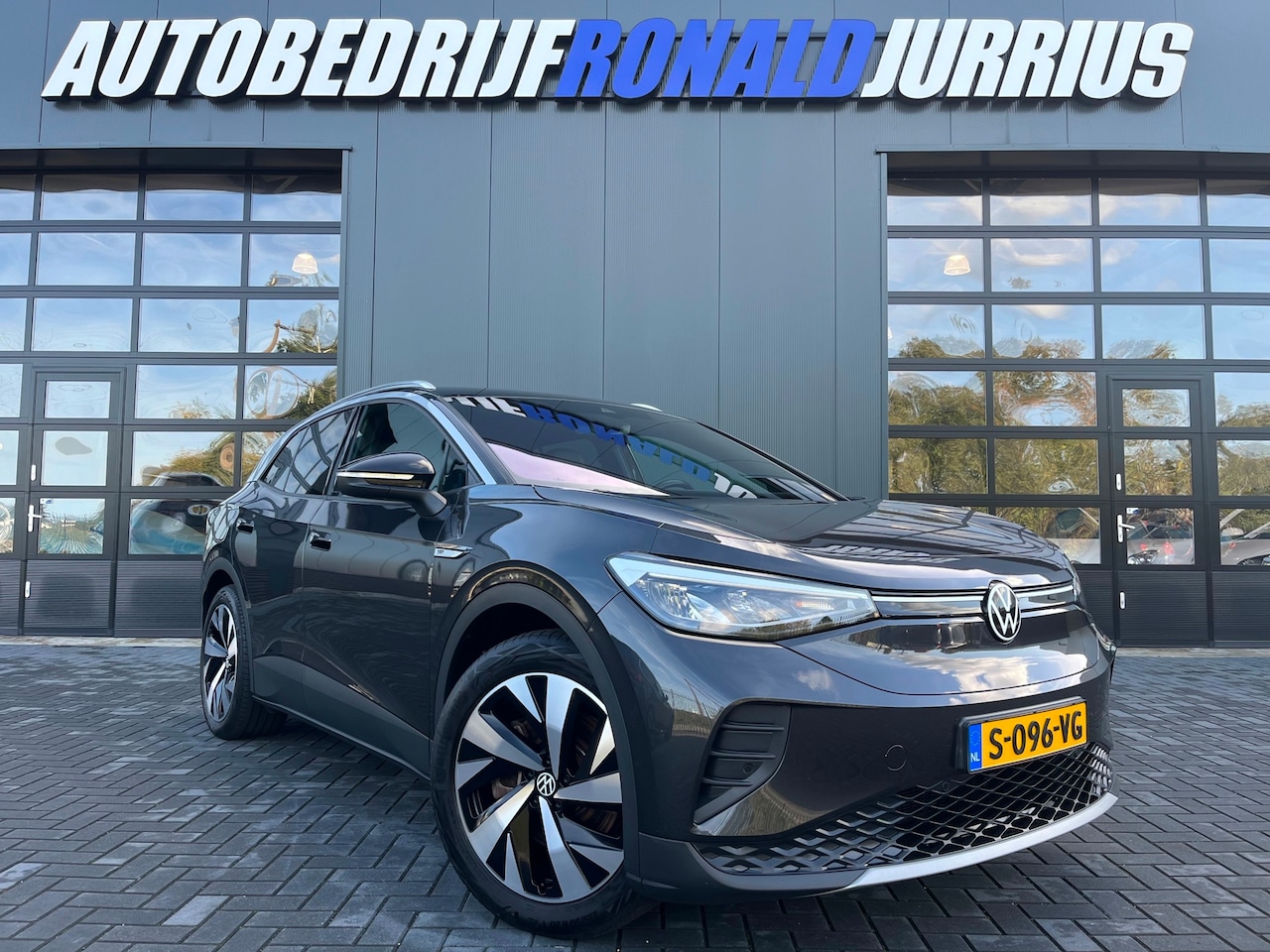 Volkswagen ID.4 - Pro 77 kWh FIRST EDITION/SOH.93%/Stoelverw./Alcantara/Camera/1Ste Eigenaar/Dealer onderhou - AutoWereld.nl