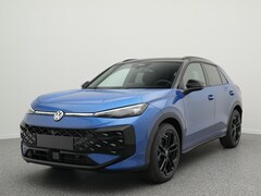 Volkswagen T-Roc - R-Line First Edition 1.5 eTSI 150 PK SUV | Panorama Dak | Trekhaak | Assistance Pakket | E