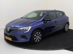 Renault Clio - 1.6 E-Tech Hybrid 145 Equilibre | Airco | Navigatie | Bluetooth | Parkeersensoren |