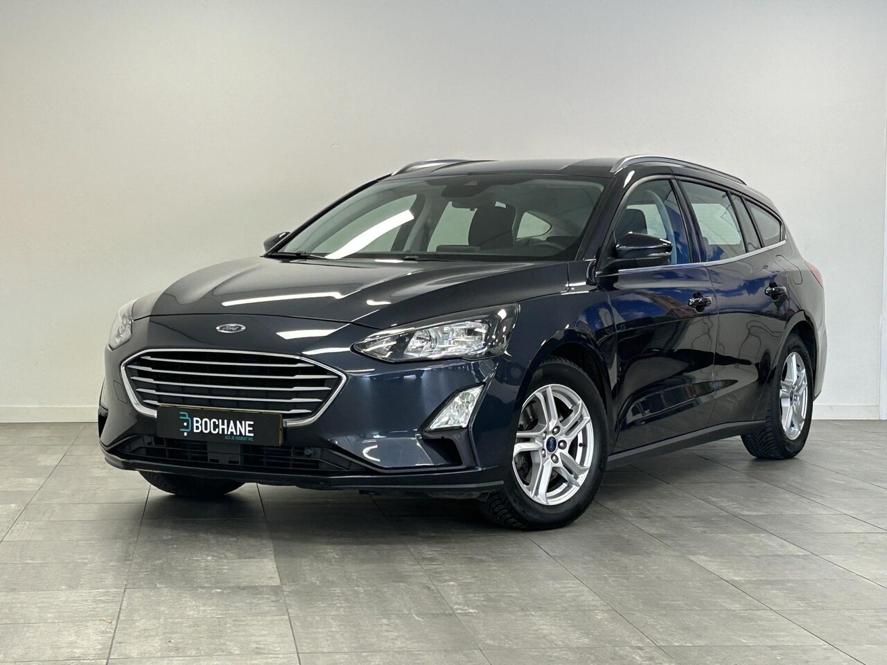 Ford Focus Wagon - 1.0 EcoBoost Trend Edition Business | NAVI | PARKEERSENSOREN V+A | TREKHAAK | CLIMATE CONT - AutoWereld.nl
