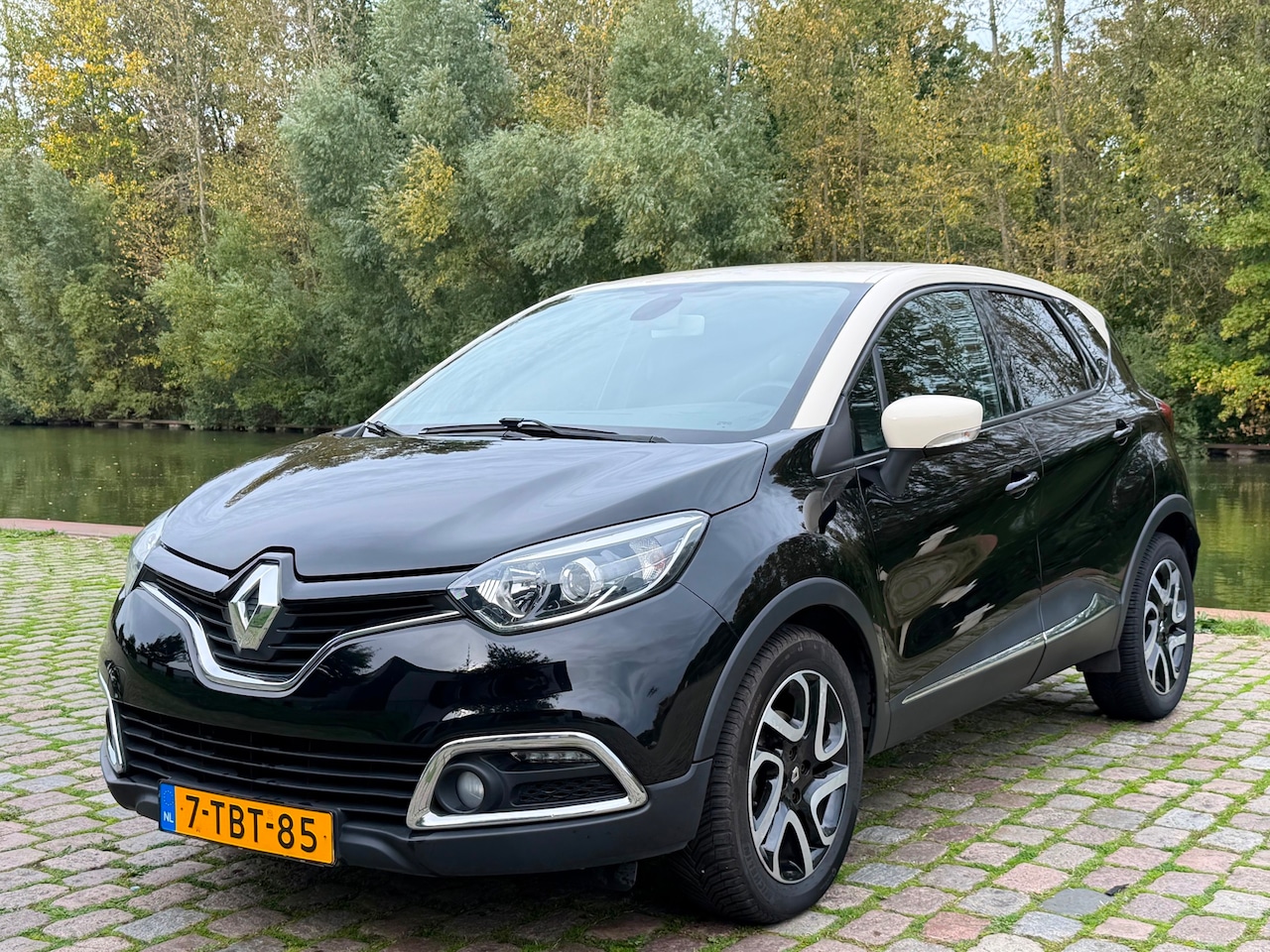 Renault Captur - 1.2 TCe Dynamique AUTOMAAT 2e eigenaar airco elek ramen cruis control navigatie - AutoWereld.nl