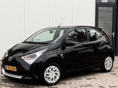 Toyota Aygo - 1.0 VVT-i x-play AUTOMAAT