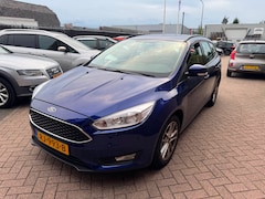 Ford Focus Wagon - 1.0 Lease Edition Airco, Navigatie, Pdc