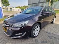 Opel Astra Sports Tourer - 1.7 CDTi Cosmo, Apk, Nap, Zeer goed rijdend, Inruil mogelijk
